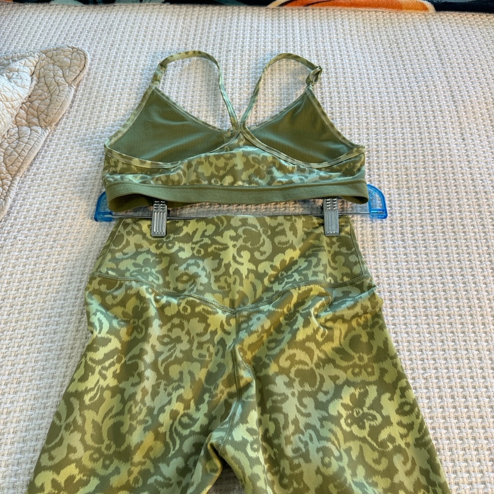 Nike Camo Green Dri-FIT Women's leggings - Picture 2 of 12